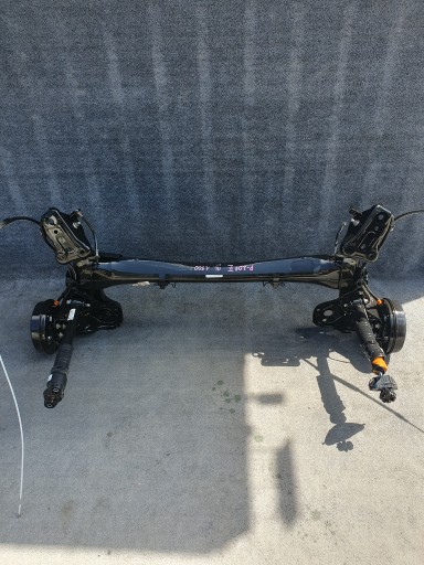 Балка задньої підвіски для peugeot 208 ii