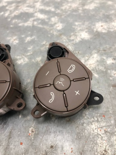 Bouton MULTIFUNKCJA Volant MERCEDES W164 1648700658 1648700558