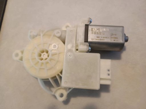 5A5C892 - Электропривод стеклоподъемника правая сторона bmw 3 g20 g21