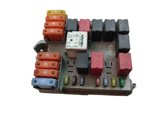 Module fusibles FIAT CROMA II 2005- 51738102