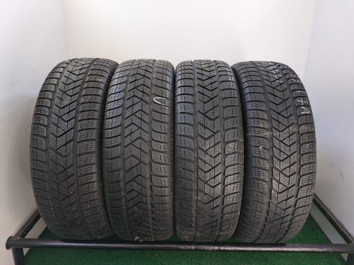 Шини 215/65/17 Pirelli Scorpion зима
