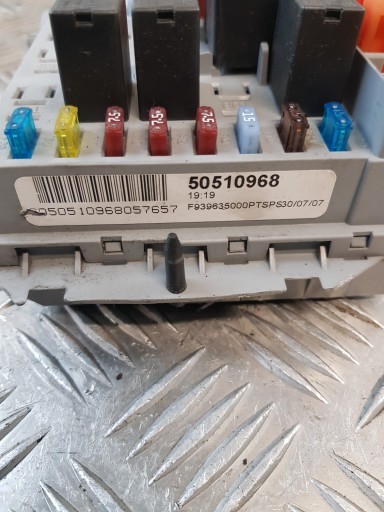 Module fusibles 50510968 ALFA ROMEO 159 1.9 JTD