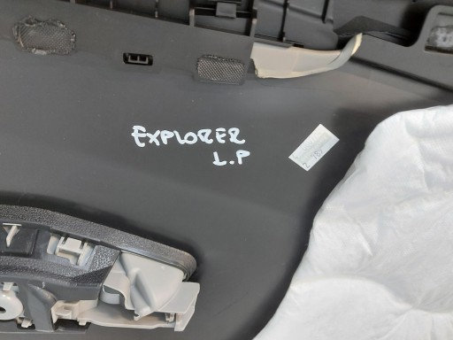 Ford Explorer VII R2KB verkleidung seite tür links vorne