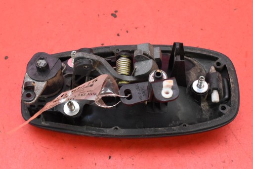 handle left of the rear SKRZYDLA black 242558E PEUGEOT BIPPER 1 and 08-20