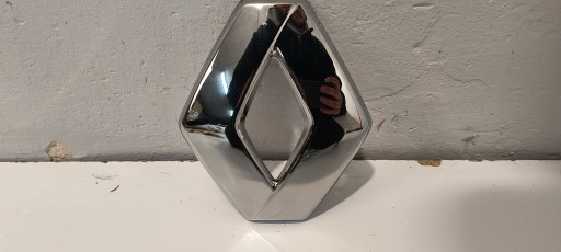 628901238R - ЗНАК ЭМБЛЕМА RENAULT TWINGO III 3