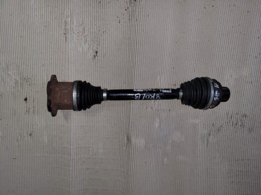 Піввісь правий / лівий Q5 8r0407271b