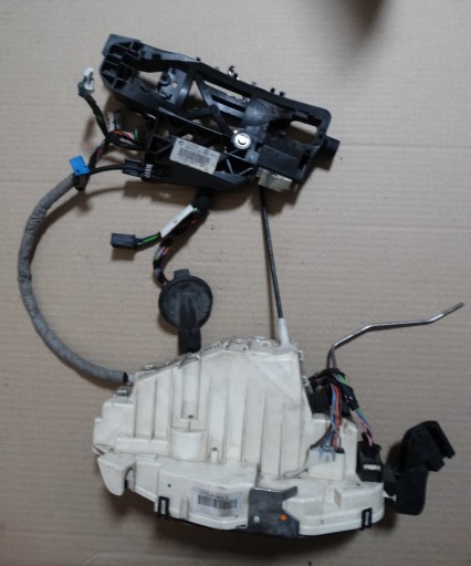 IDEALNY lock door left rear part MERCEDES W221 1
