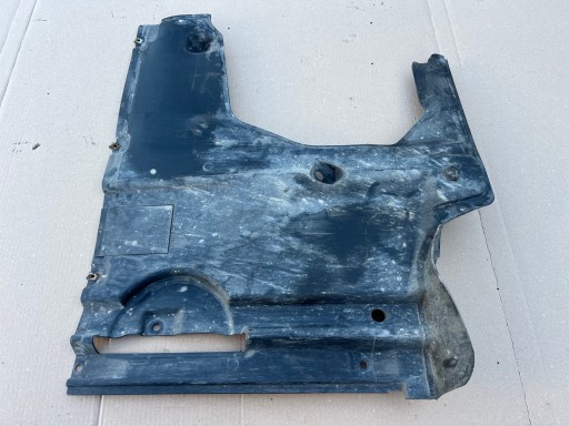 AUDI Q5 80A Blende Abdeckung abdeckung des Bodens Unterfahrschutz rechts 80A825216A