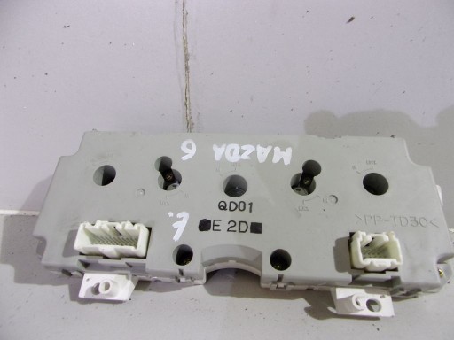 Mazda 6 and panel air conditioning devices