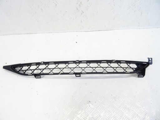 grid of a bumper front CITROEN C4 PICASSO and 9680403177