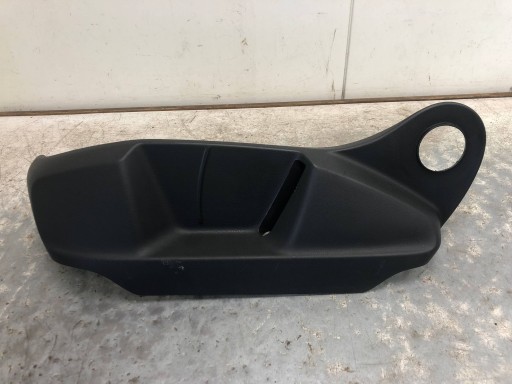 cover seat left front VW TOURAN III 510881313H