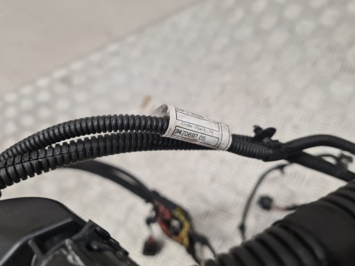 BMW X3 G01 HYBRYDA bundle motor wiring 9470697 9470698