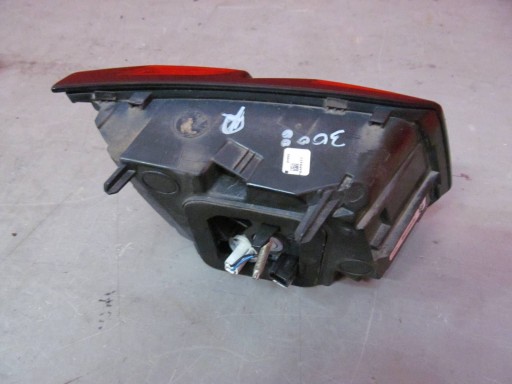 PEUGEOT 3008 2 II light left rear part rear to the bonnet 9810477780