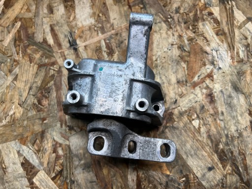 holder engine mount VW TIGUAN 5N 2.0 TDI 5N0199262L