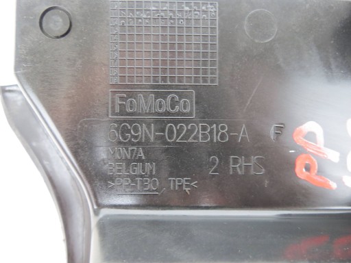 ZAROZNIK cover under the window right VOLVO S60 II V60 and 2.0D 163KM 6G9N022B18A