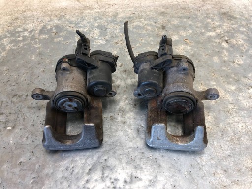 AUDI Q3 LIFT 8U calipers caliper brake left right rear part 32355461C 32355462C