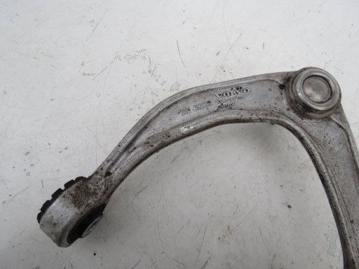 arm upper right front VOLVO S90 II 2.0 D 190KM 2016-2021R 31360837