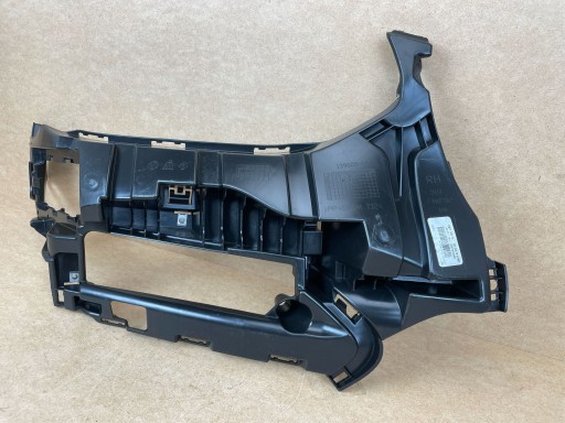 support pillar console of a bumper right front front BMW X4 G02 18-22