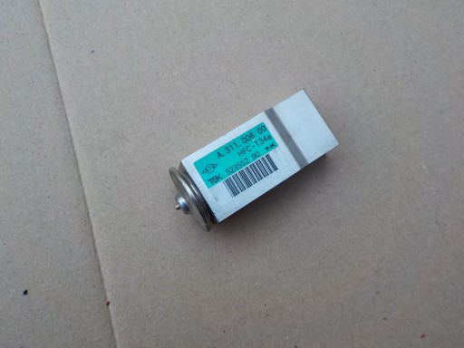 valve rozprezny of the air conditioning opel corsa d 1,7 cdti 2010r