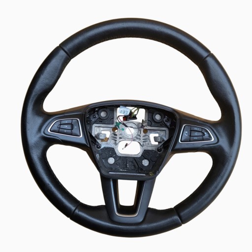 FORD FOCUS MK3 15-18r KOMBI HB lenkrad SKORZANA MULTIFUNKCJA