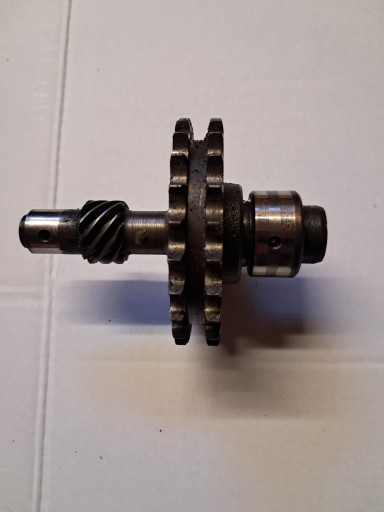 Reifen Rad des Zahnrads MERCEDES W123 W124 W201 M102 1020520402