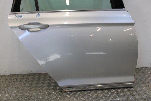 door right rear part right rear. complete VW PASSAT B8 3G0 3G9