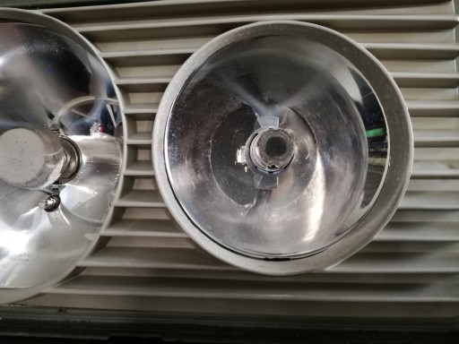 light front right MERCEDES W123 BOSCH 1305235040