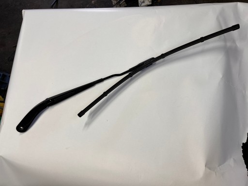 FORD C-MAX MK2 wiper arm PORO right AM517526AE