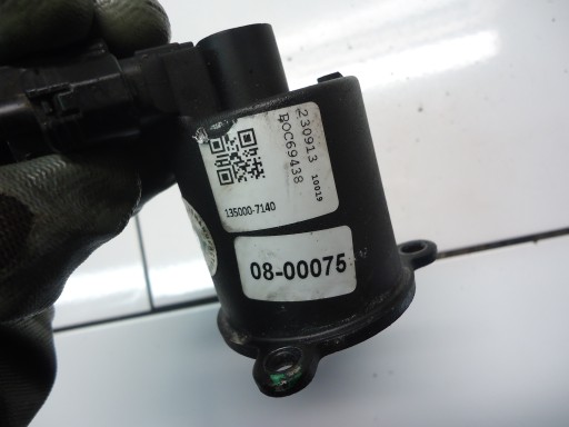 TOYOTA AVENSIS T25 2.0 D4D 1AD AGR-Ventil 135000-7140