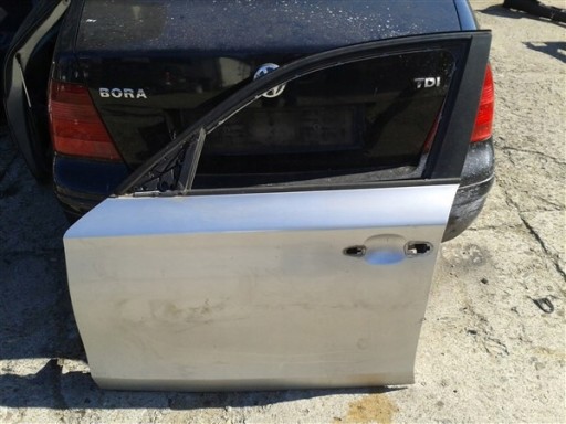 ДВЕРЬ ПЕРЕДНЯЯ ЛЕВАЯ BMW 1 E87 TITANSILBER