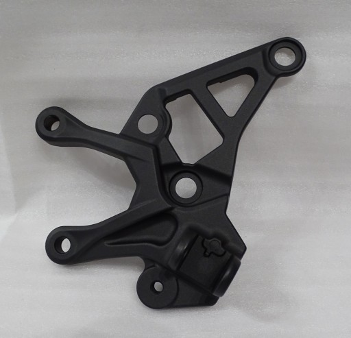 35063-1399-18R - KAWASAKI Z900 комплект подставка для ног крепление слева