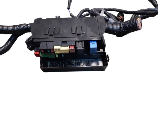 11660401506 - Блок запобіжників nissan juke 1.5 dci блок запобіжників