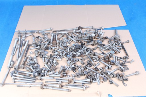 23/03 - AUDI A6 C7 Lift болты подвески 14.5 KILO 16R