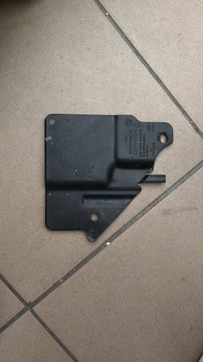 paraspruzzo posteriore sinistra Bocchetta Renault 5 E-Tech 767M96308R