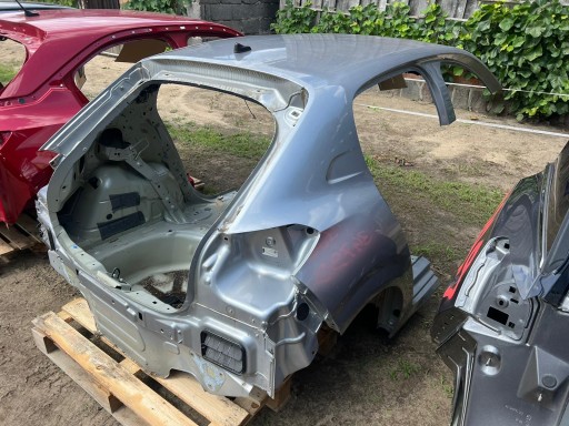 Peugeot 208 II зад з дахом 1.2 THP