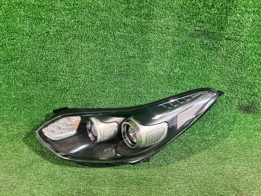 REFLEKTOR left KIA SPORTAGE IV LED
