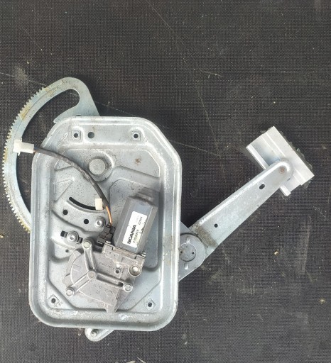 33 - Склопідйомник scania r + мотор 2303355