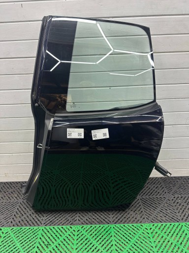 door rear. rear part side left BMW i3 complete
