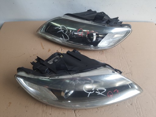 AUDI Q7 4L 05-09 light right XENON UK