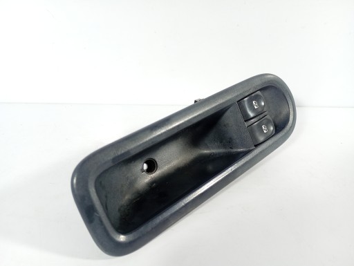 Renault Twingo 2 II 07-14 PANEL REGULACJA button windows left OE 8200356513