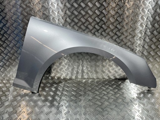 VW19745 - Заміна переднього правого крила audi a4 b9 lz7g перед підйомом
