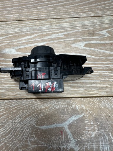 BMW F20 F45 F30 F31 F32 F36 X1 F48 KONTROLER PANEL IDRIVE POKRETLO 6802932