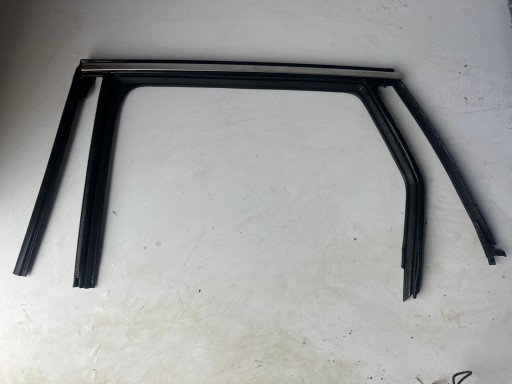 frame CHROM gasket door left rear part PEUGEOT 308 T9 SW