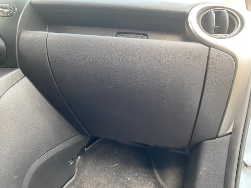 Mazda 2 II 07-15 Handschuhfach des Beifahrers