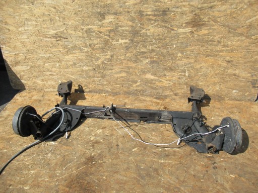 AVN6403 - Задній міст dacia sandero i 08-12