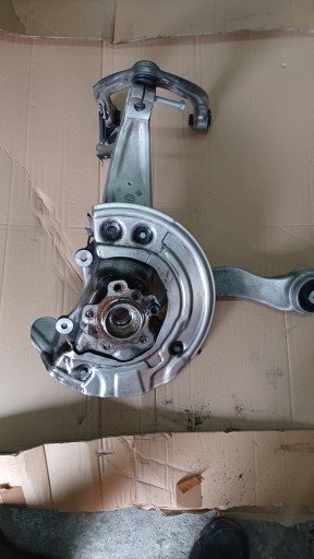 686119903 - СТУПИЦА STUNNER ПРАВАЯ X DRIVE BMW G12 G11