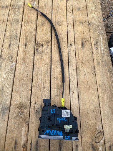 lock door rear part rear left OPEL MERIVA II B original 13279836