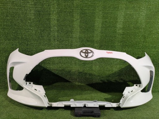 front bumper front TOYOTA YARIS IV 20- without PDC NR.Z9668