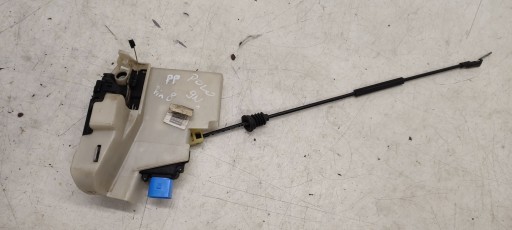 lock front front right VW Polo 9N LIFT 1,2 6V