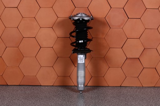 BMW M4 F83 shock absorber left front 2284945 2482 km!!!